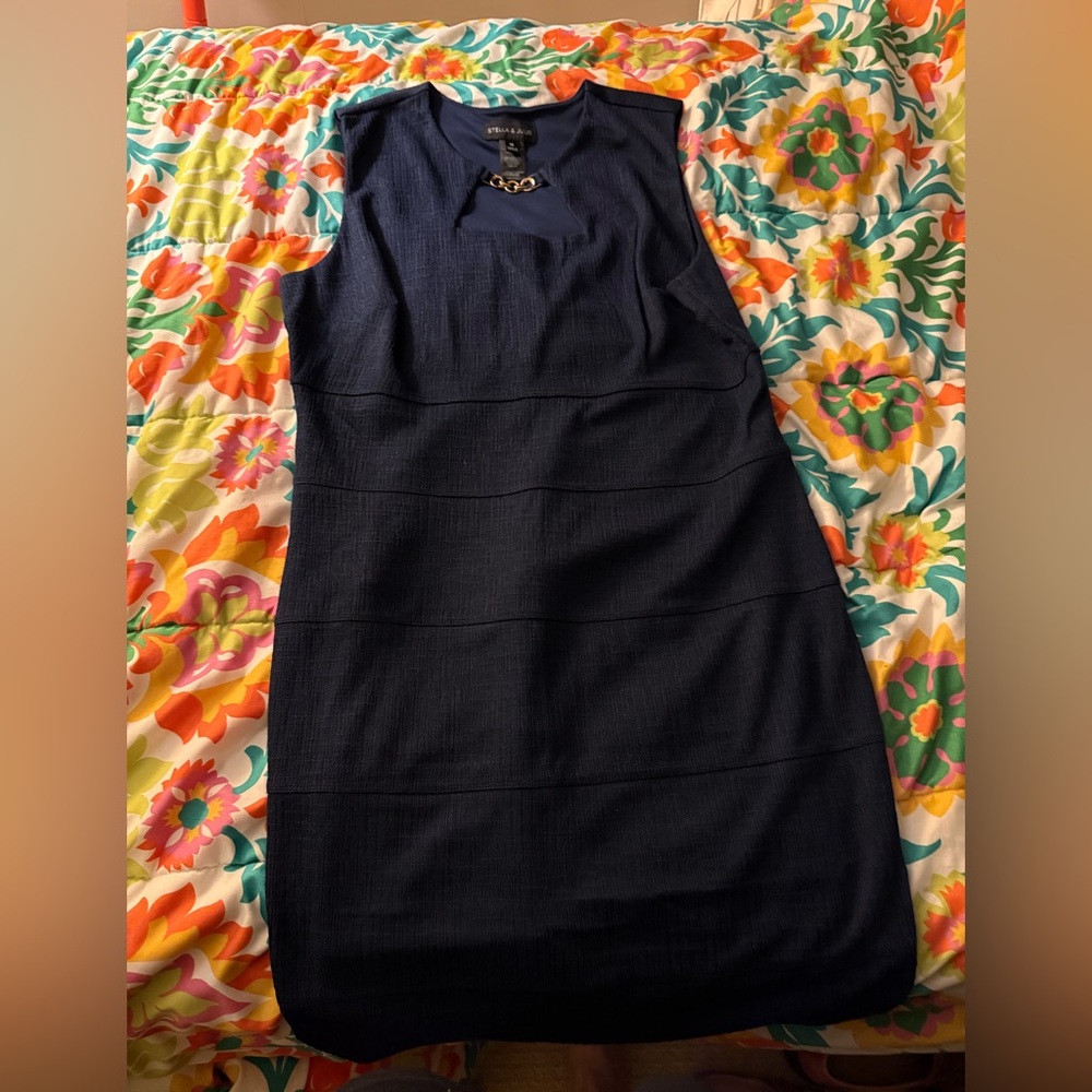 Sleeveless Navy Sheath Dress with Detail Chain Stella & Julie size 14 NWOT
